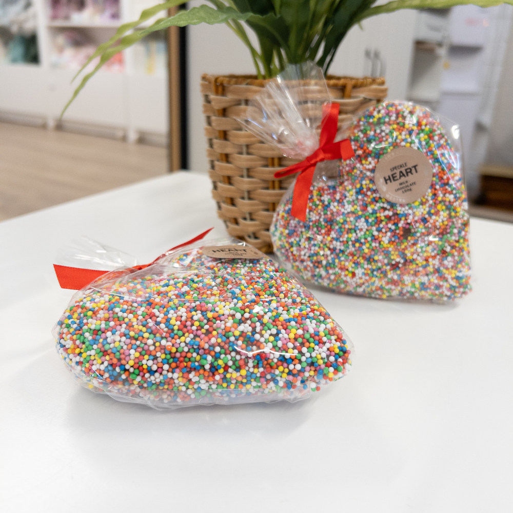 Whistler's - Speckle 3D Heart Milk Chocolate 150g