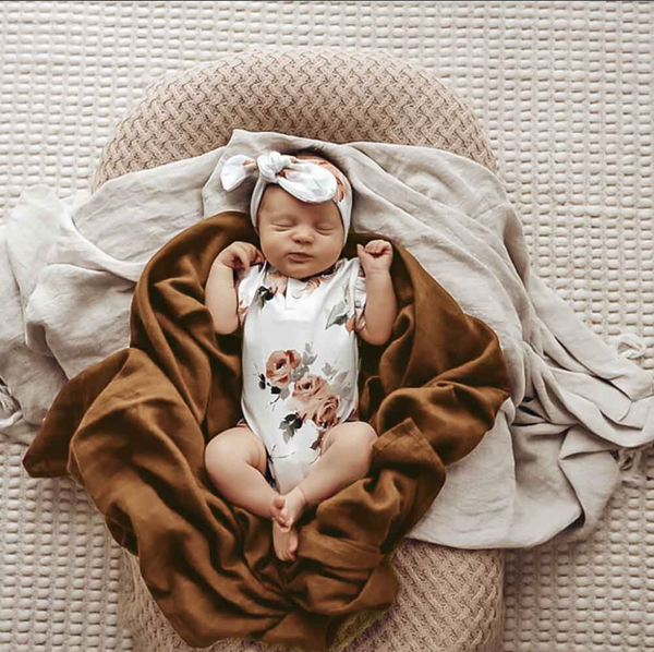 Snuggle Hunny Topknot | Rosebud