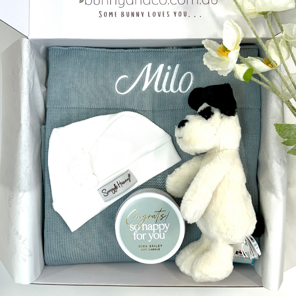 Personalised Dusty Blue Blanket & Small Jellycat Puppy Hamper