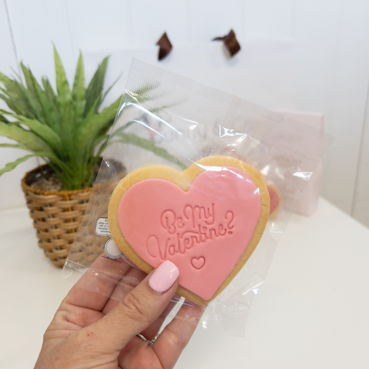 Sweet Mickie Vanilla Shortbread Cookie - Be My Valentine?
