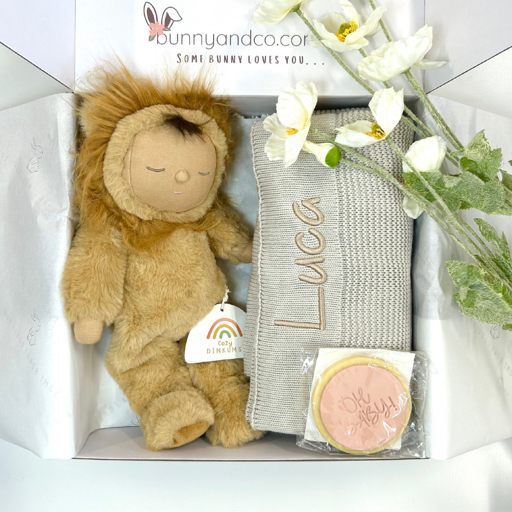 Personalised Stone Knit Blanket & Cozy Dinkum Gift Hamper - Lion Pip