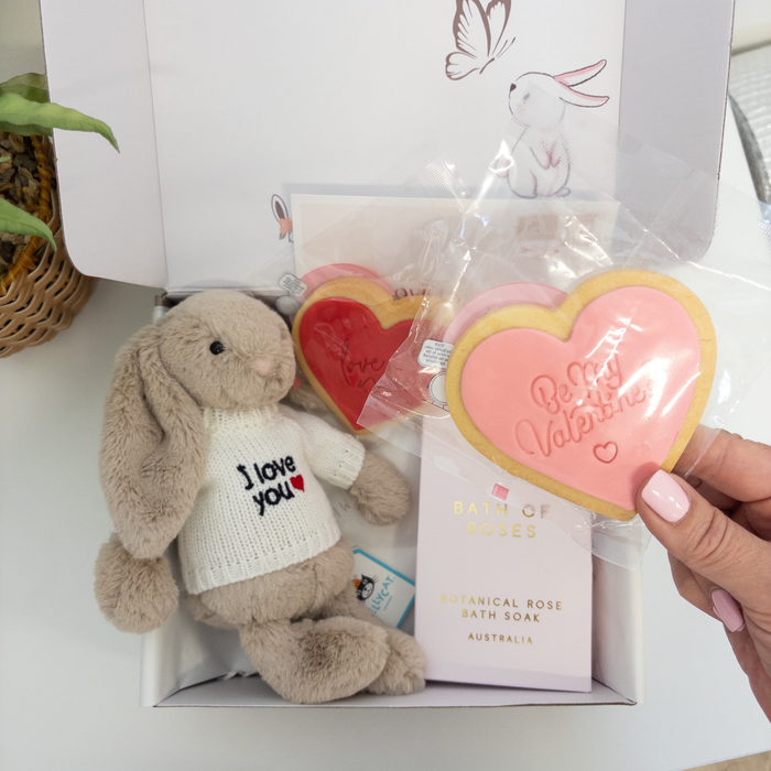 Valentines Day Gift - SMALL Beige Jellycat Bunny & Bath of Roses Hamper