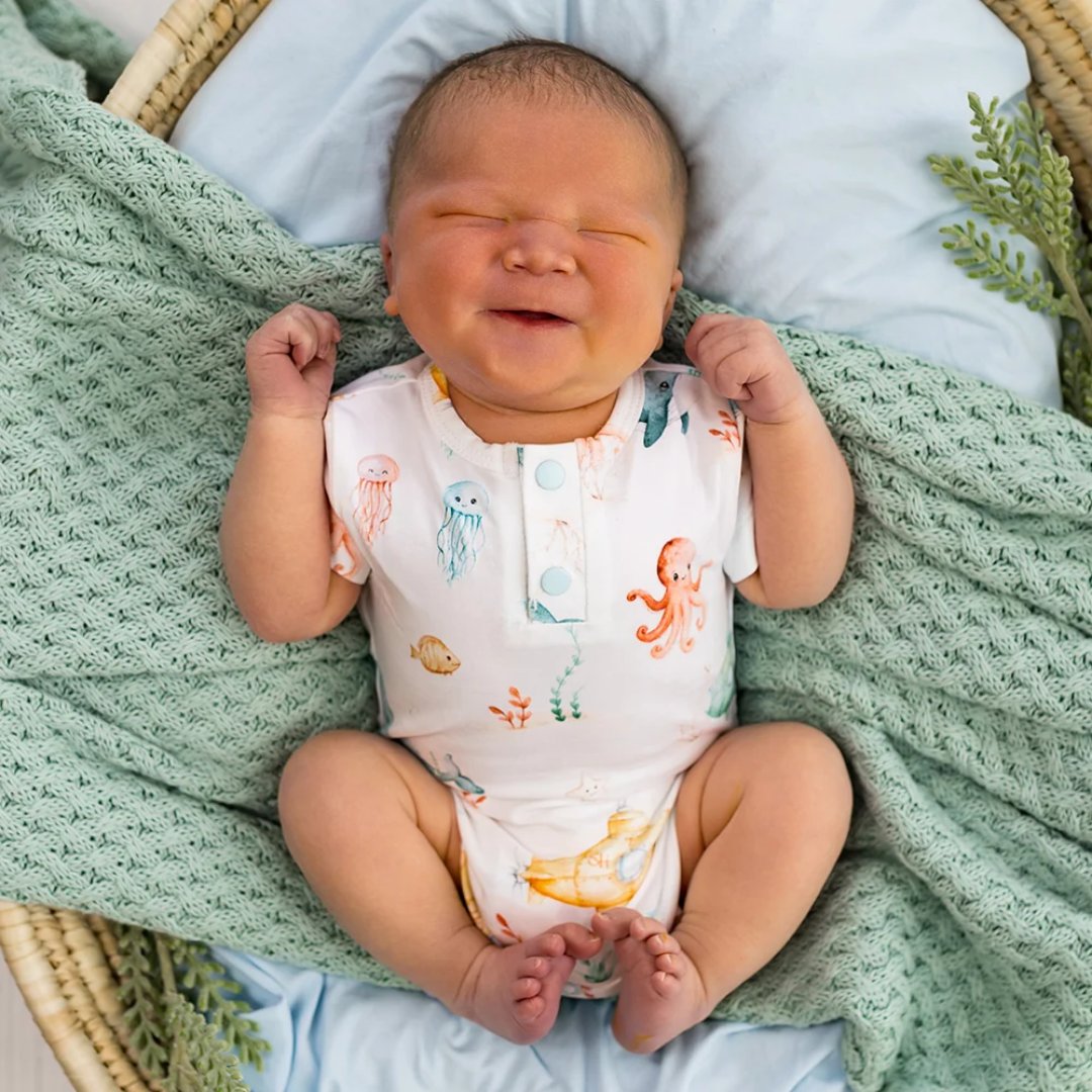 Snuggle Hunny Short Sleeve Bodysuit - Little Subs